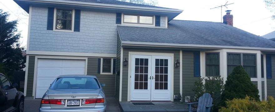 Bellmore, NY: Staggered Shingle and Hardie Plank Project